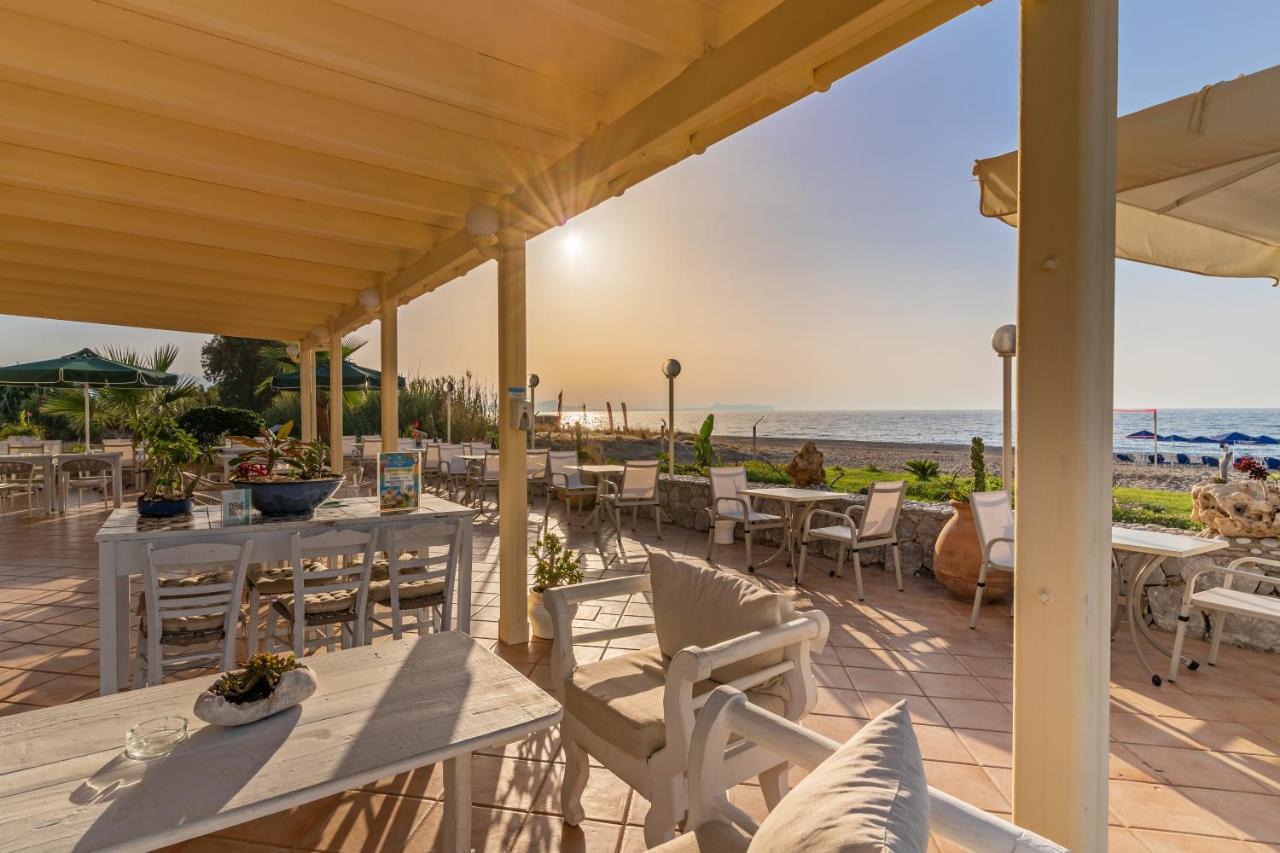 Hotel Kathrin Beach อาเดเลียโนส กัมโปส ภายนอก รูปภาพ